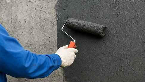 مراحل اجرای آب بندی نانو روی دیوار سیمانی